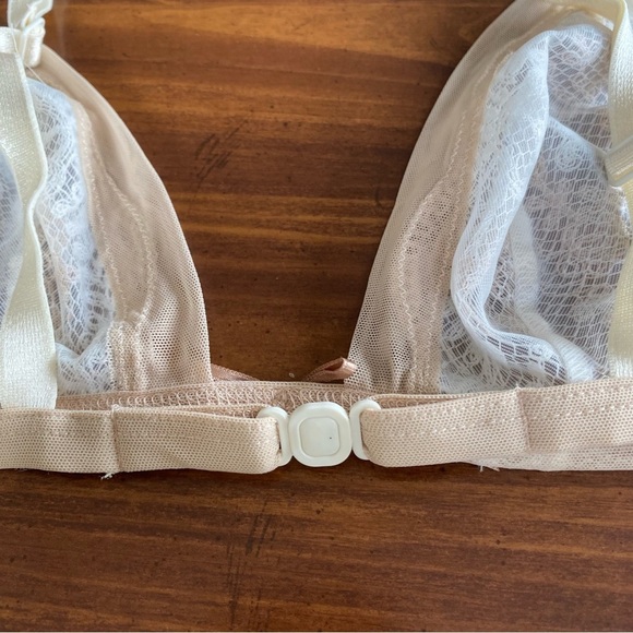 Valery Lace Bralette Italian lingerie 36B - Picture 6 of 9